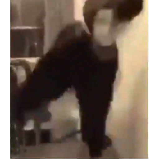 Ayuwoki bailando' [16+]