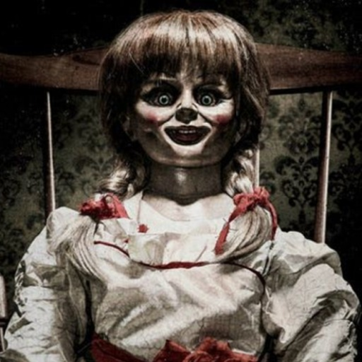 RUN FROM ANNABELLE! (SCARY OBBY)