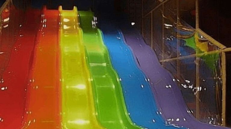 Fun Indoor Playground Park raimbow kids Waterpa screenshot