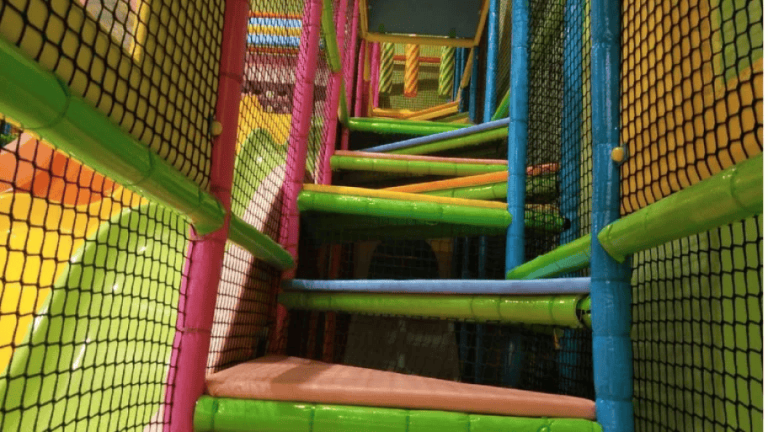 MUSIC Playplace fun indoor biggest playground screenshot