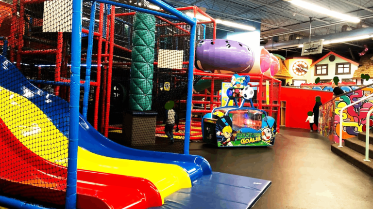 TEH EPIC 2015 RAINBOW BIGGEST PLAYGROUND FUN HAPPY screenshot